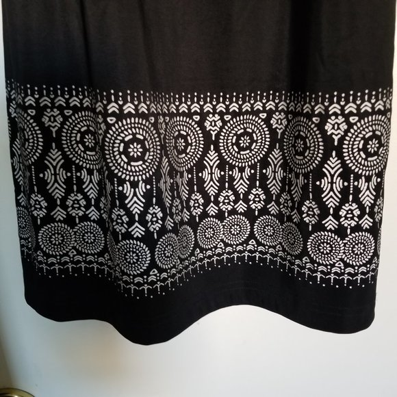 City Triangles Black Strap Sundress with white embroidery on the bottom (size s) - Picture 4 of 5